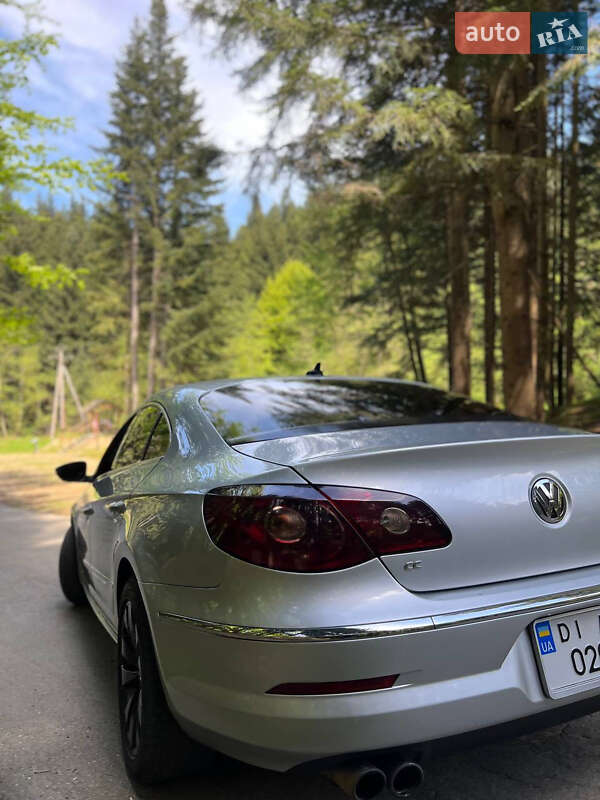 Купе Volkswagen CC / Passat CC 2010 в Львові