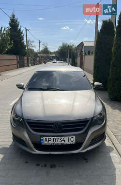 Купе Volkswagen CC / Passat CC 2010 в Ужгороде