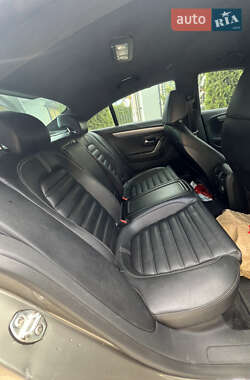 Купе Volkswagen CC / Passat CC 2010 в 
