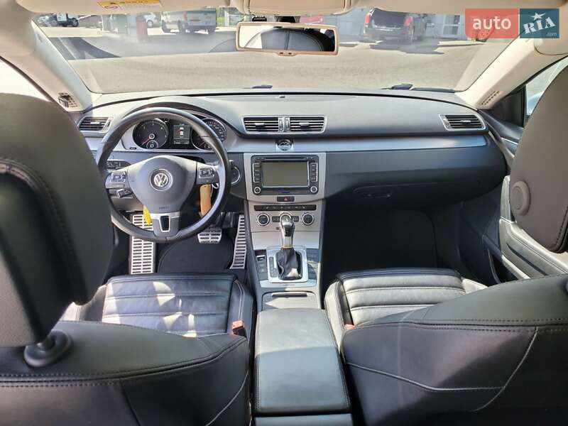 Купе Volkswagen CC / Passat CC 2013 в Львове