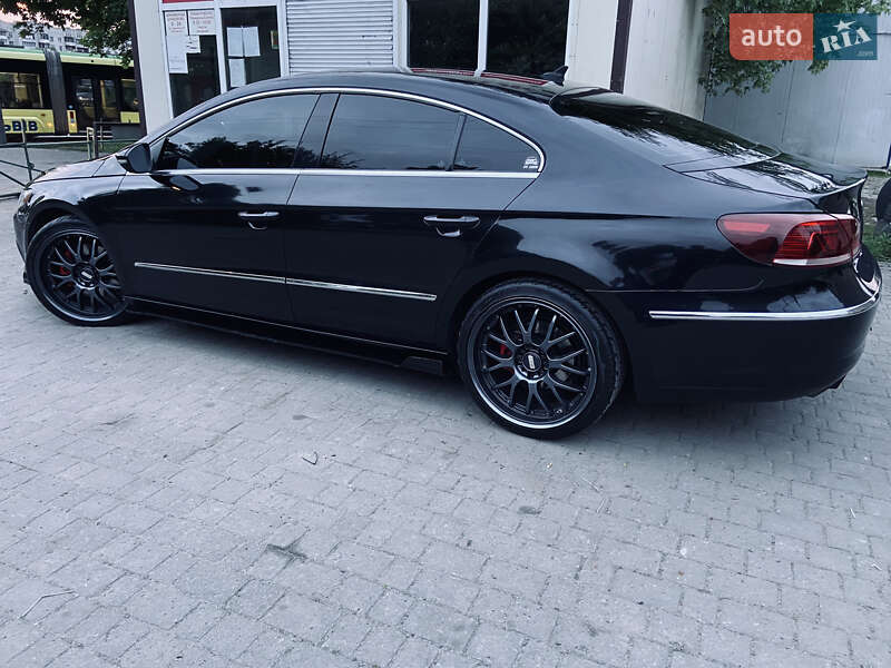 Купе Volkswagen CC / Passat CC 2012 в Львові
