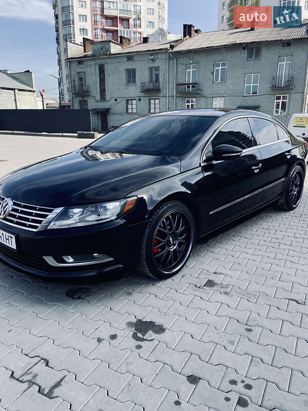 Купе Volkswagen CC / Passat CC 2012 в Львові