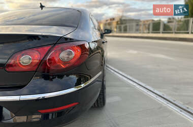 Купе Volkswagen CC / Passat CC 2009 в 