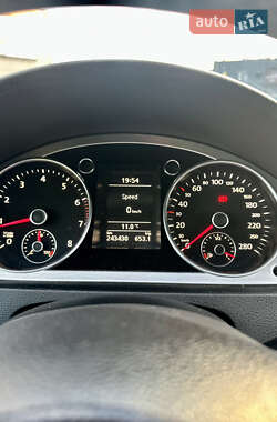 Купе Volkswagen CC / Passat CC 2009 в 