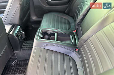 Купе Volkswagen CC / Passat CC 2009 в 