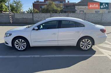 Купе Volkswagen CC / Passat CC 2013 в 
