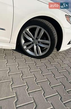 Купе Volkswagen CC / Passat CC 2013 в 