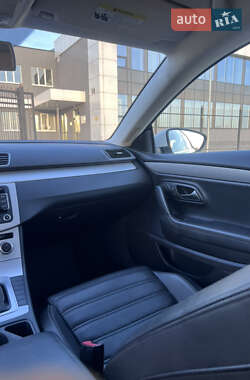 Купе Volkswagen CC / Passat CC 2013 в 