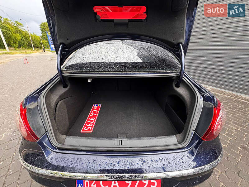 Купе Volkswagen CC / Passat CC 2011 в Каменском