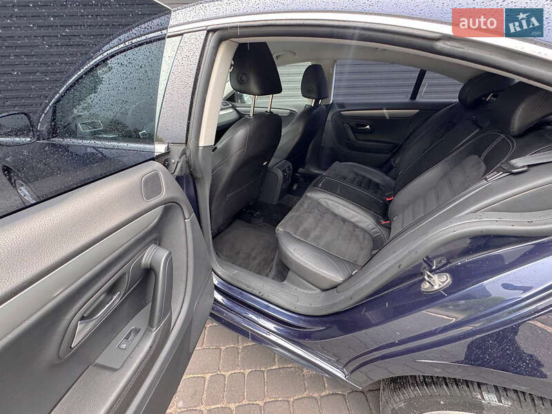 Купе Volkswagen CC / Passat CC 2011 в Каменском