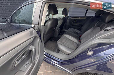 Купе Volkswagen CC / Passat CC 2011 в 