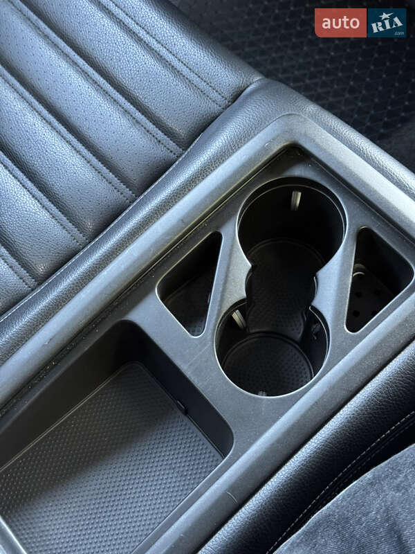Купе Volkswagen CC / Passat CC 2010 в Конотопе
