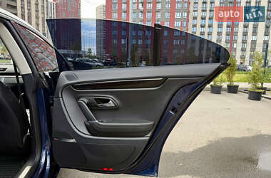 Купе Volkswagen CC / Passat CC 2012 в 
