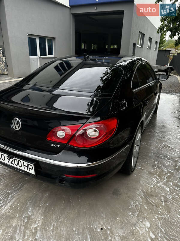 Купе Volkswagen CC / Passat CC 2010 в Тячеве