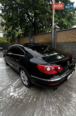 Купе Volkswagen CC / Passat CC 2010 в 