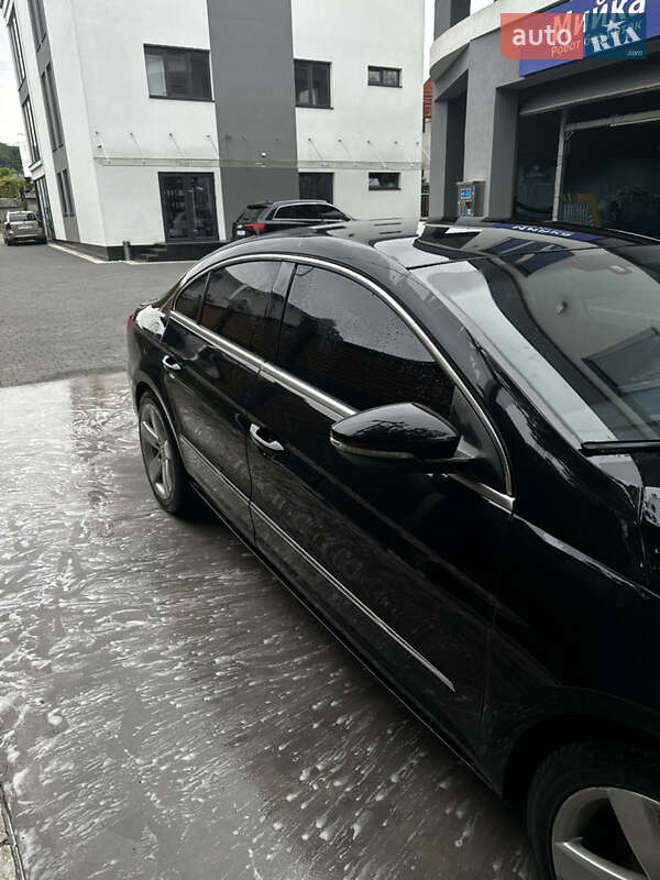 Купе Volkswagen CC / Passat CC 2010 в Тячеве