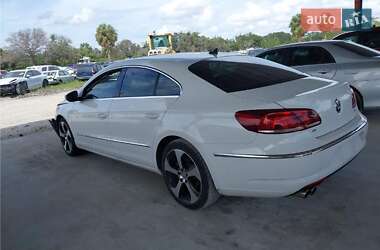 Купе Volkswagen CC / Passat CC 2013 в Львові