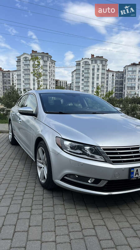 Купе Volkswagen CC / Passat CC 2015 в Ивано-Франковске