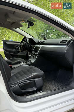 Купе Volkswagen CC / Passat CC 2012 в 