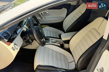 Купе Volkswagen CC / Passat CC 2011 в 