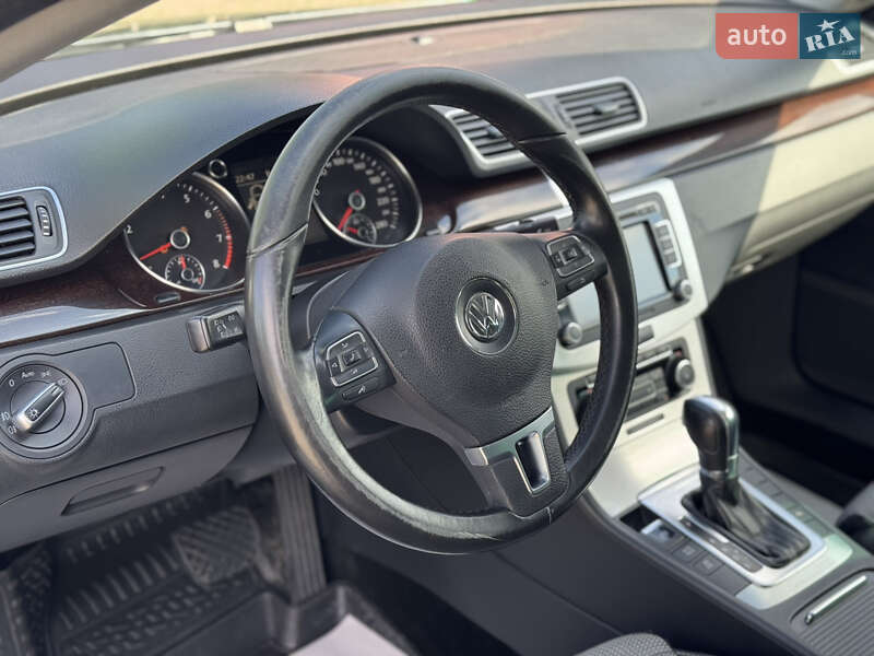 Купе Volkswagen CC / Passat CC 2012 в Хмельницком