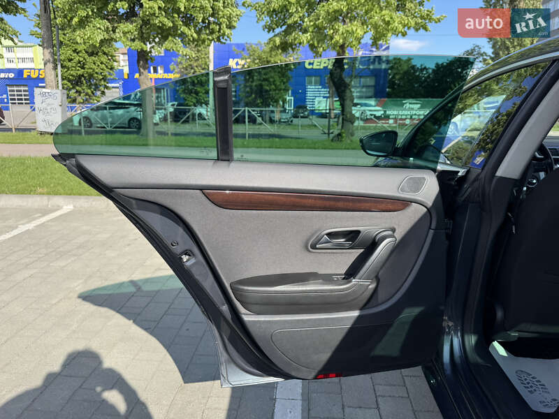 Купе Volkswagen CC / Passat CC 2012 в Хмельницком