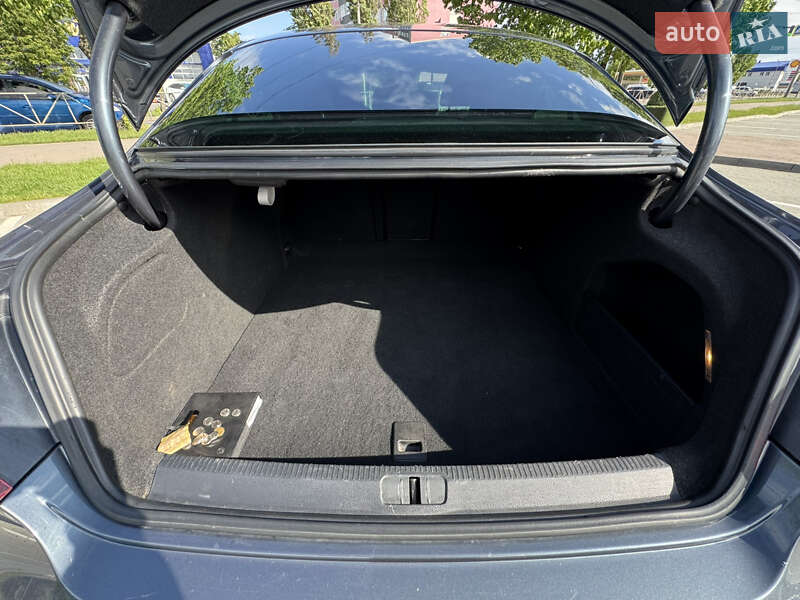 Купе Volkswagen CC / Passat CC 2012 в Хмельницком