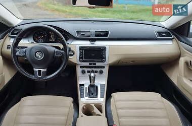 Купе Volkswagen CC / Passat CC 2012 в 