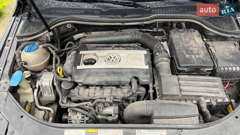 Купе Volkswagen CC / Passat CC 2014 в Киеве