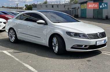 Купе Volkswagen CC / Passat CC 2015 в 