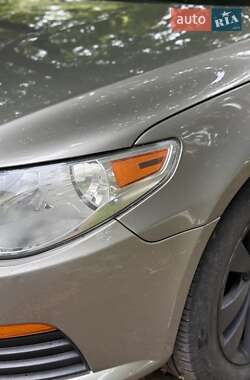 Купе Volkswagen CC / Passat CC 2011 в 