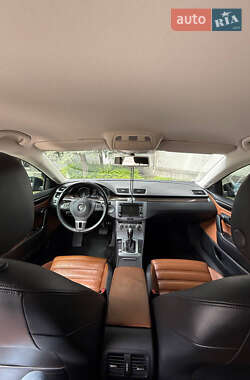 Купе Volkswagen CC / Passat CC 2012 в 