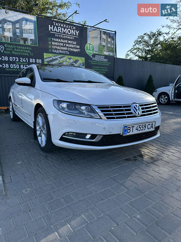 Купе Volkswagen CC / Passat CC 2012 в 
