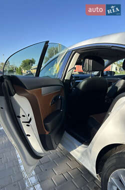 Купе Volkswagen CC / Passat CC 2012 в 