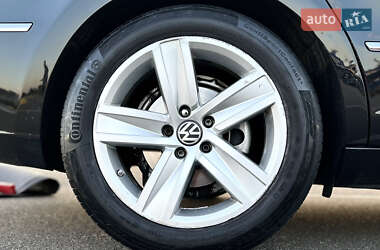 Купе Volkswagen CC / Passat CC 2013 в 