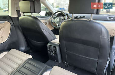 Купе Volkswagen CC / Passat CC 2013 в 