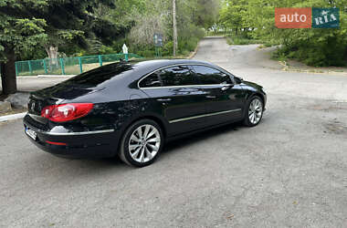 Купе Volkswagen CC / Passat CC 2009 в 