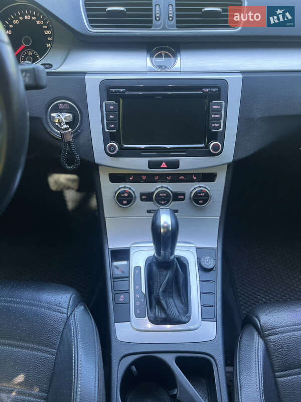 Купе Volkswagen CC / Passat CC 2013 в Полтаве фото 4 Купе Volkswagen CC / Passat CC 2013 в Полтаве