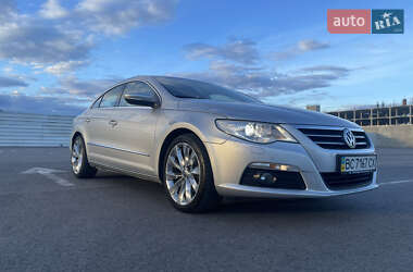 Купе Volkswagen CC / Passat CC 2009 в Львові