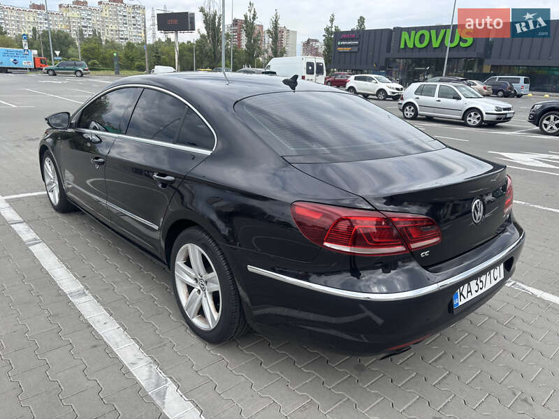 Купе Volkswagen CC / Passat CC 2015 в Киеве