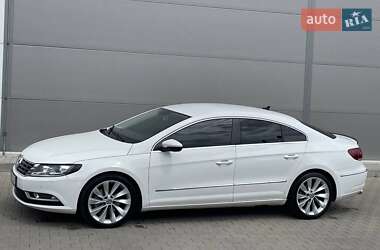 Купе Volkswagen CC / Passat CC 2012 в 