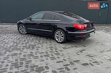 Купе Volkswagen CC / Passat CC 2011 в Львові
