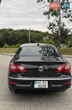 Купе Volkswagen CC / Passat CC 2011 в 