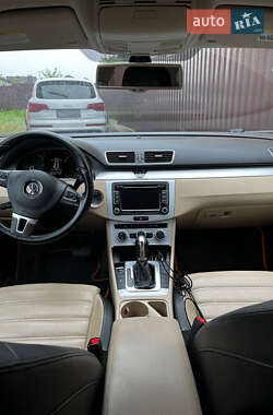 Купе Volkswagen CC / Passat CC 2012 в 