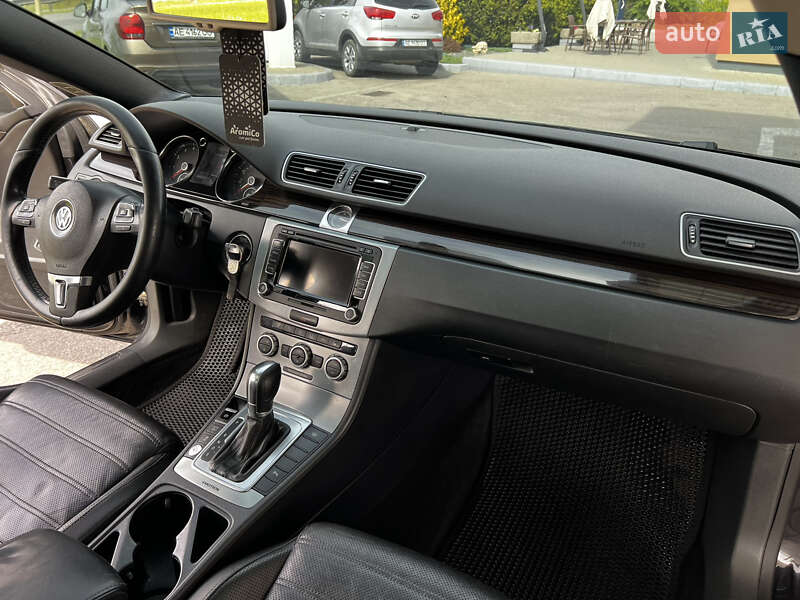 Купе Volkswagen CC / Passat CC 2014 в Днепре