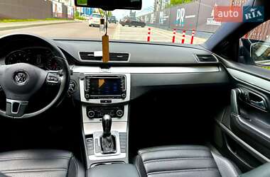 Купе Volkswagen CC / Passat CC 2011 в 