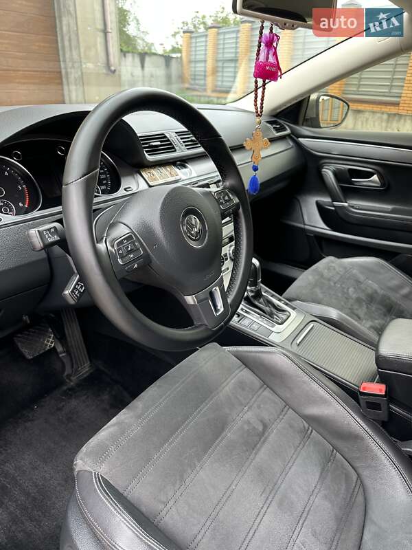 Купе Volkswagen CC / Passat CC 2013 в Кропивницькому
