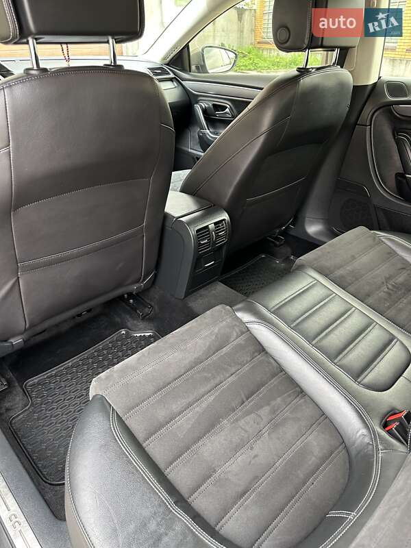 Купе Volkswagen CC / Passat CC 2013 в Кропивницькому