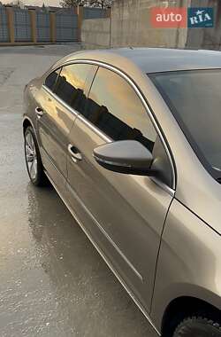 Купе Volkswagen CC / Passat CC 2013 в 