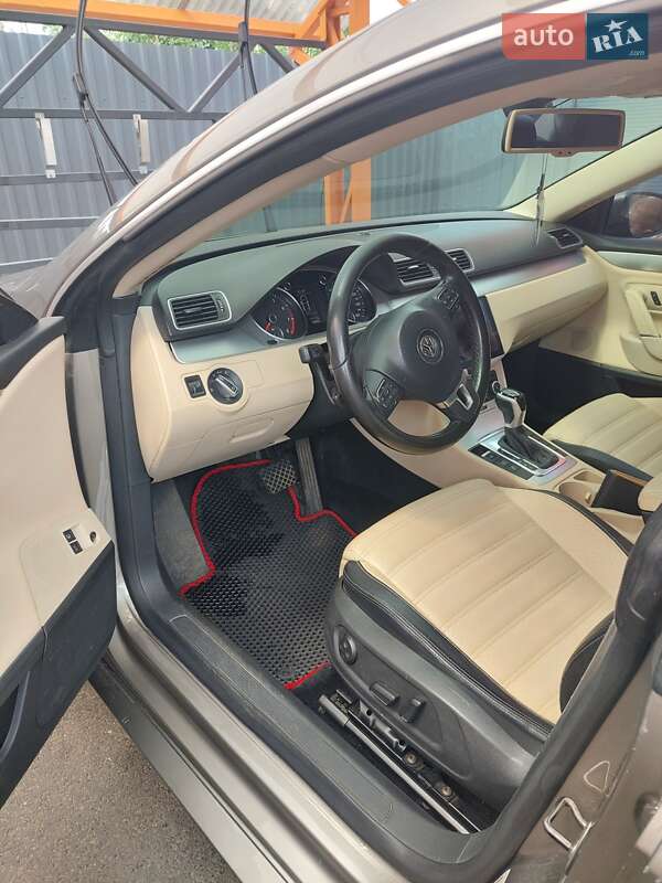 Купе Volkswagen CC / Passat CC 2011 в Харькове